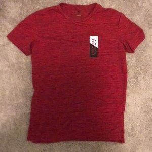 Red AE shirt- Nice condition!